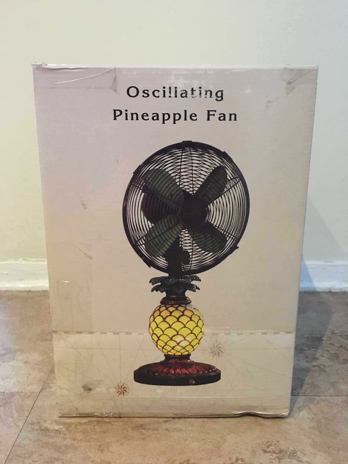 Deco Breeze Oscillating Pineapple Fan with Stained Glass Lamp Base *Brand New*