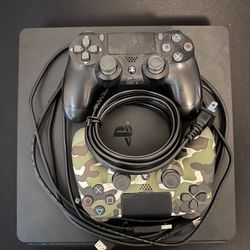 SONY PS4 Slim 