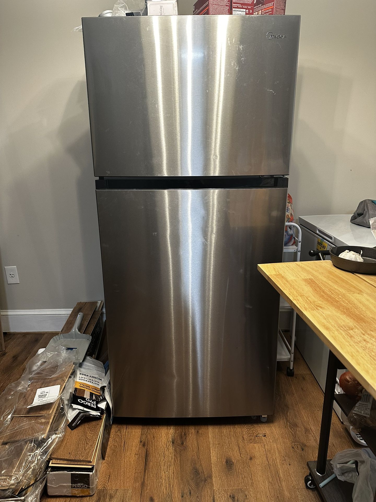 Refrigerator