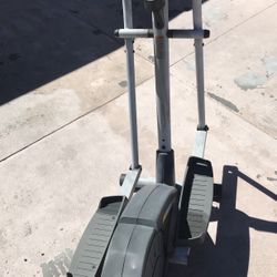 Elliptical / Work Out 