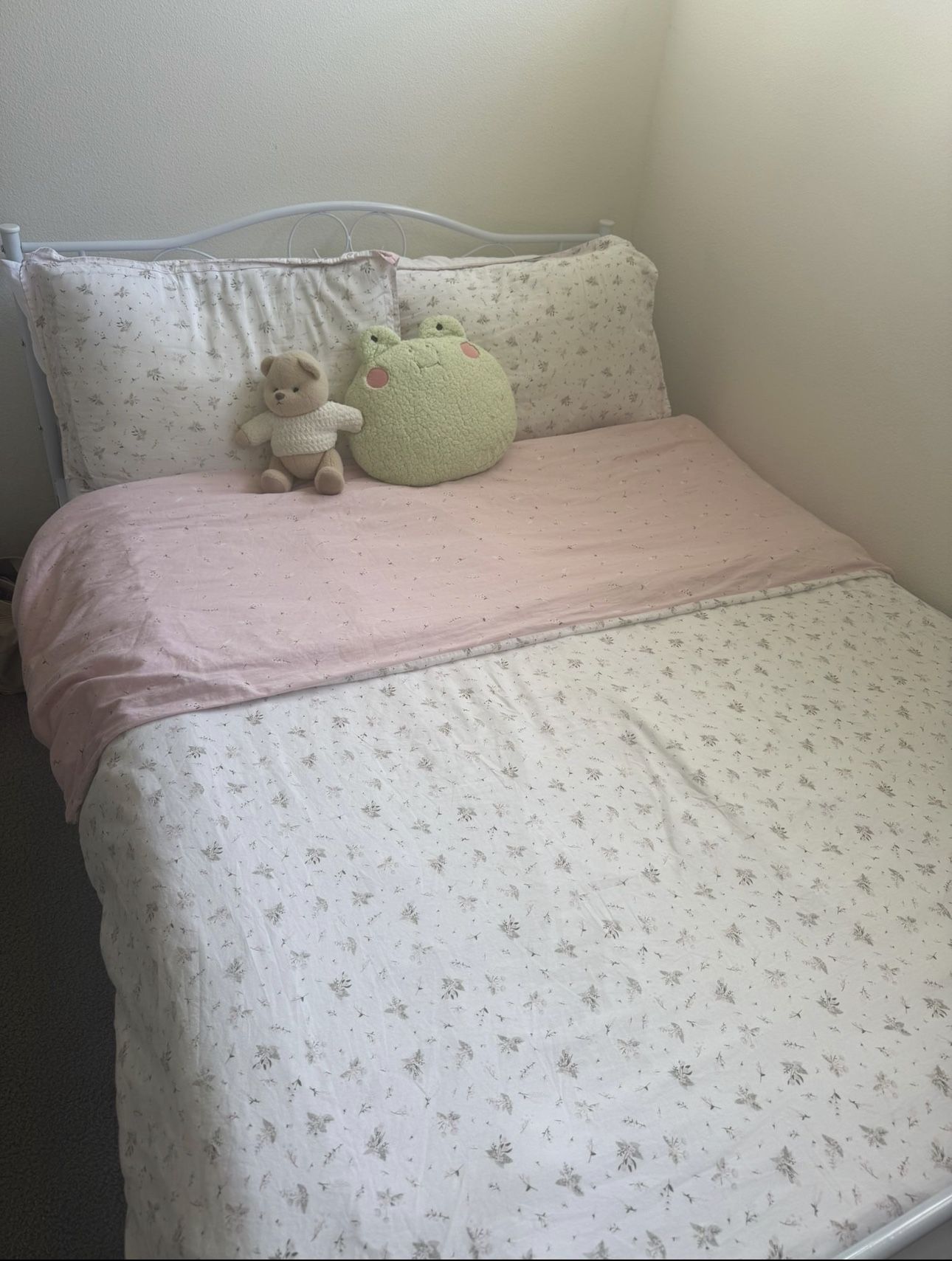 Full Size Bed Frame And Matress