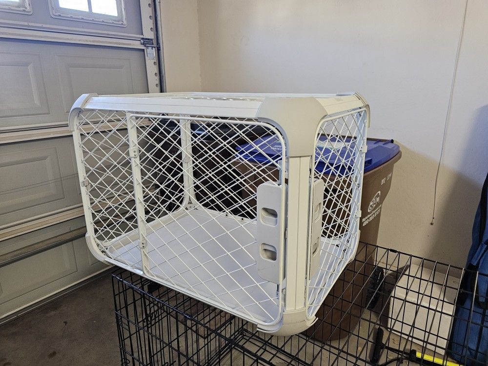 Small Dog Kennel