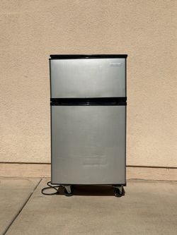 Insignia Mini Fridge with Freezer