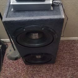 Alpine Subwoofers With Amp 