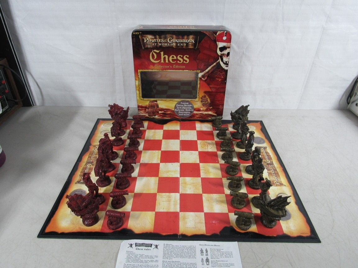 Pirates of the Caribbean"At World's End"Chess Set Collector's Edition