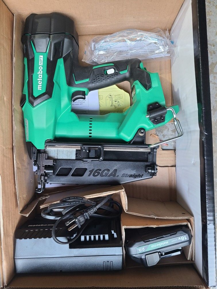 METABO HPT 2.5in 16 Gauge Finish Nailer