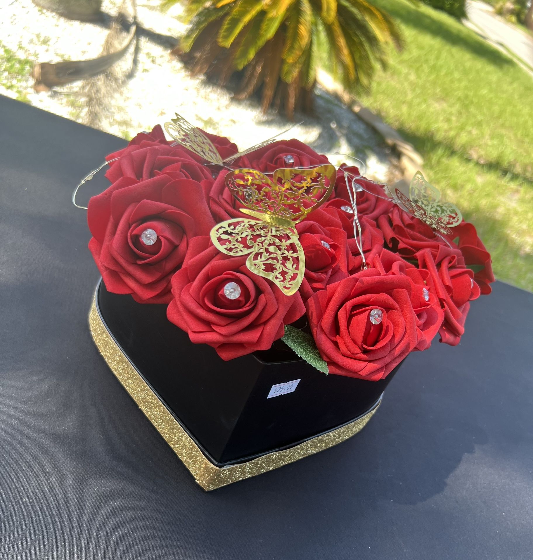 Rose Flower Heart Gift Box (Lights Included)