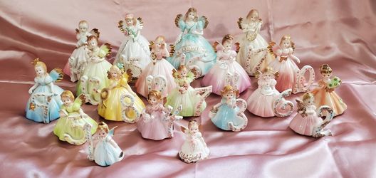 19 Vintage Josef Originals Birthday Dolls