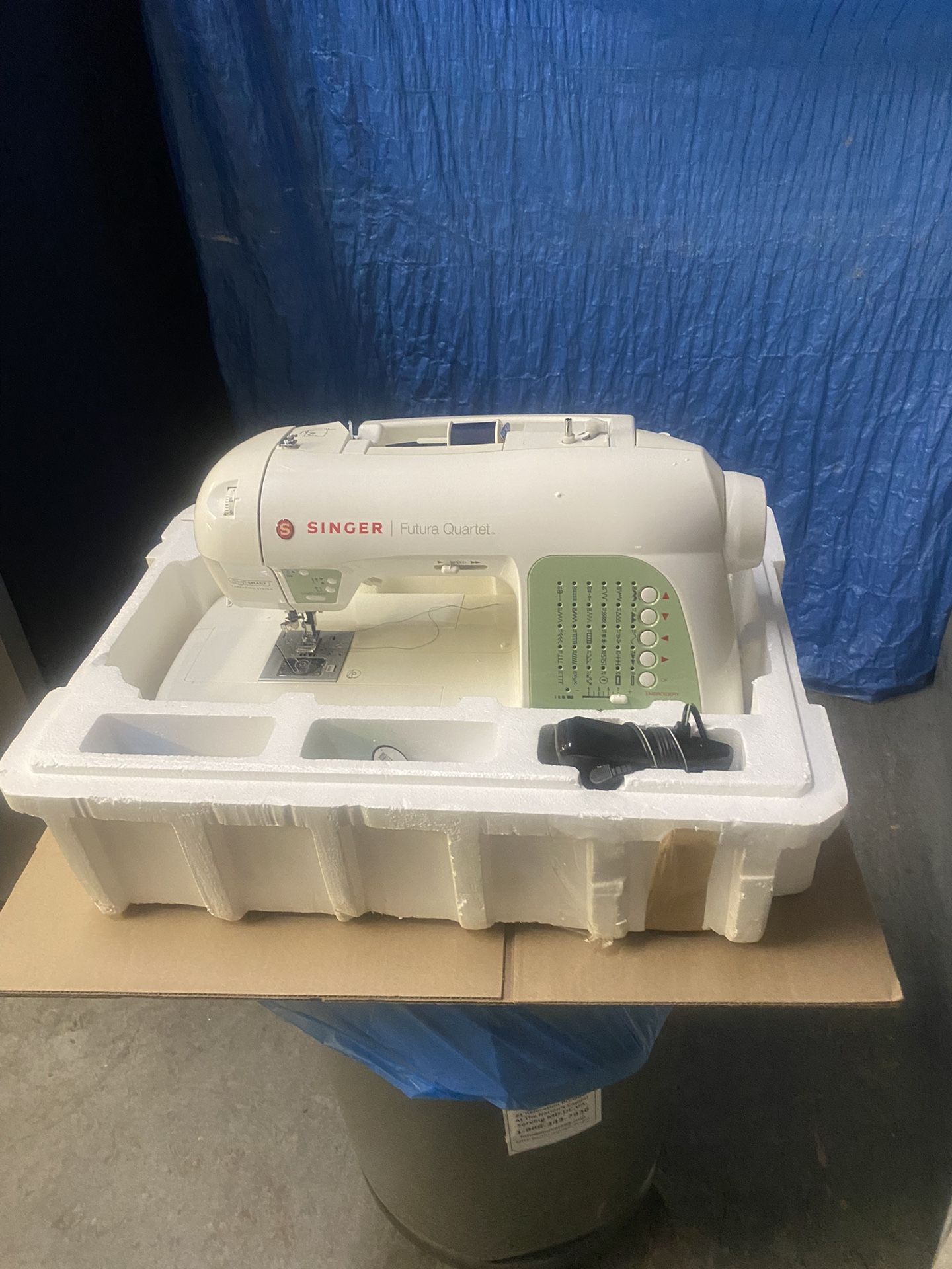 Singer Sewing Machine