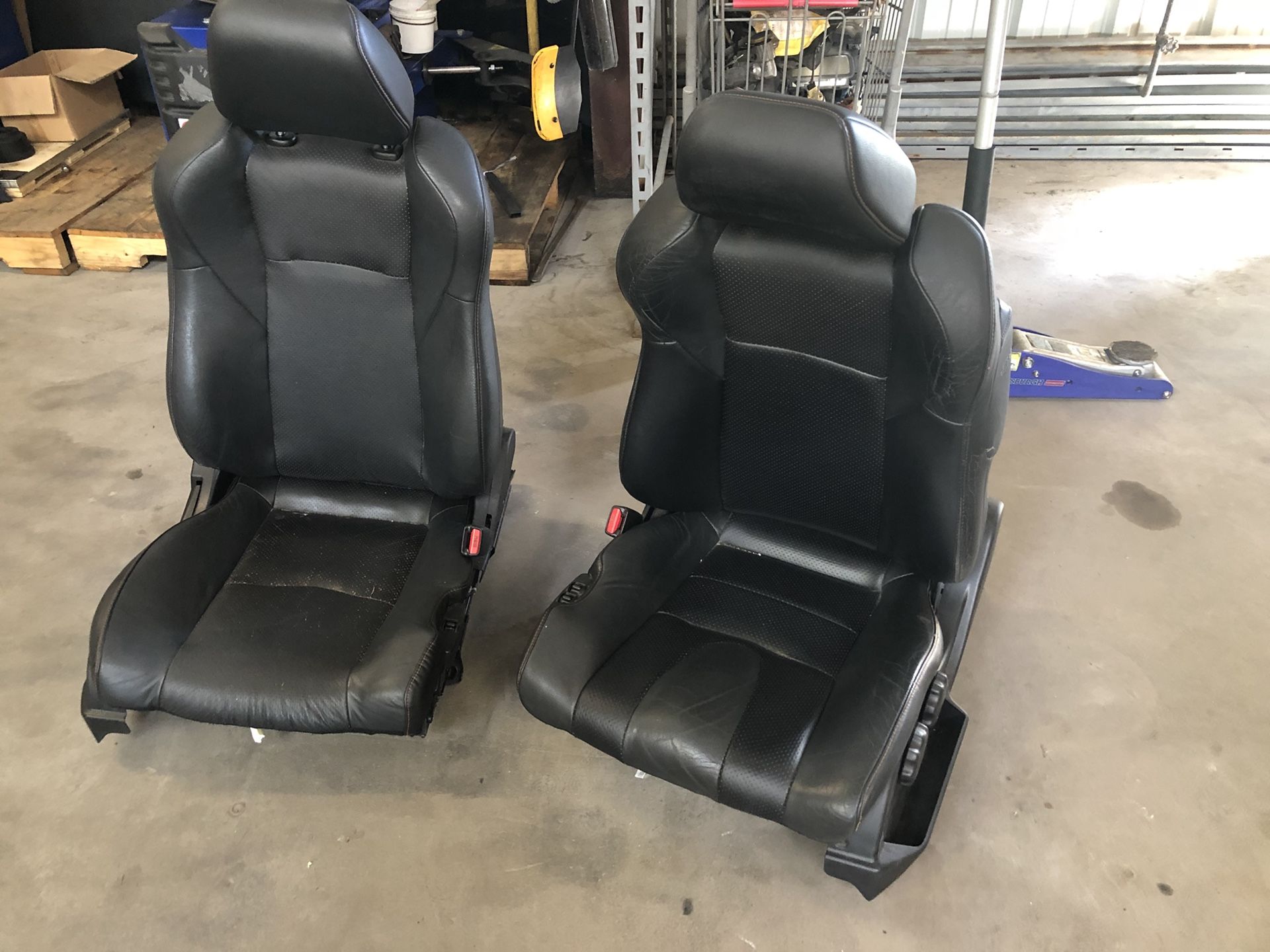 Nissan 350Z seats