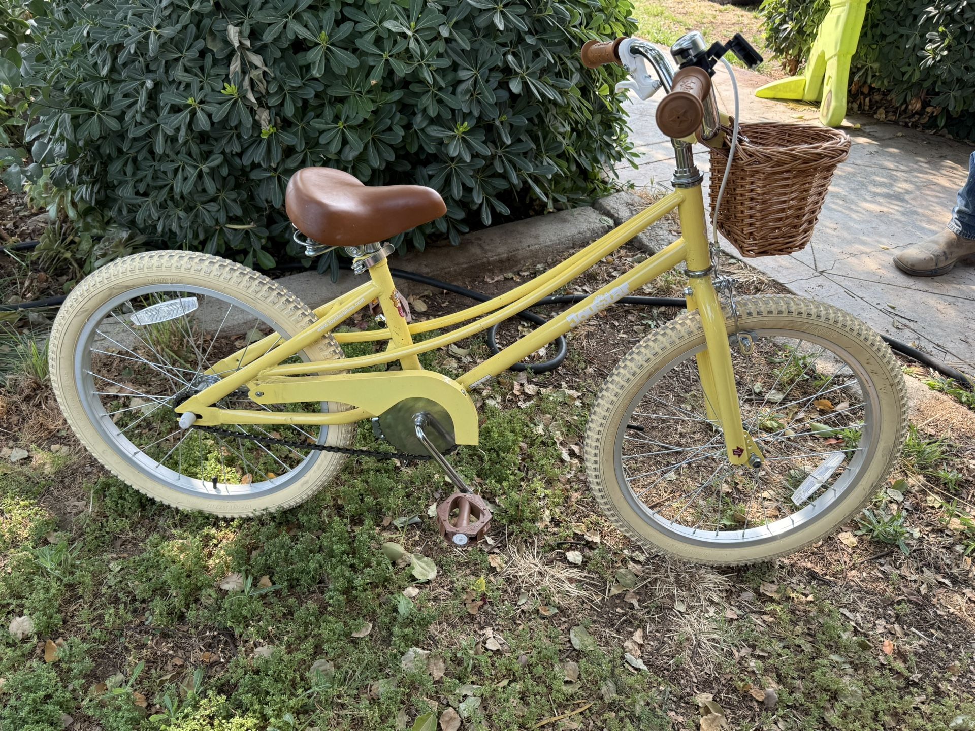 20” Joystar Beach Cruiser Bike In Great Shape