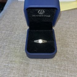 1.0 carat moissanite ring