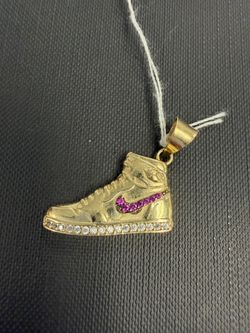 14K shoe pendant