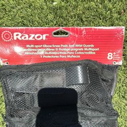 Razor Multi Sport Elbow/knee And Wrist Pads. 8+