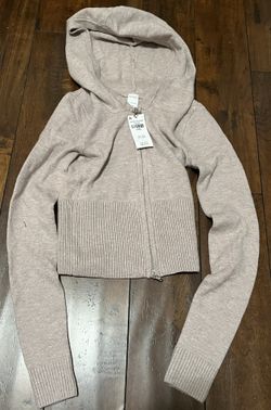 Gilly Hicks Grey Sweater