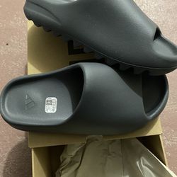 Adidas Yeezy Slide Slate Grey Size 9 