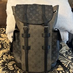 LV Men’s Christopher MM 