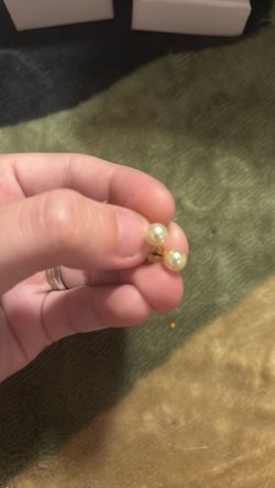 Pearl Earrings