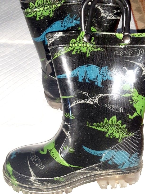 DINASOUR RAIN BOOTS