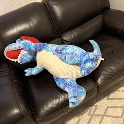 STUFFED DINOSAUR 