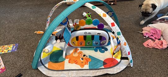 Floor activity mat