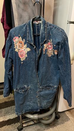Cute vintage Jean jacket size large