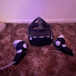 Meta Oculus Quest 2 VR 64GB + Controllers (Works Great) + Charger