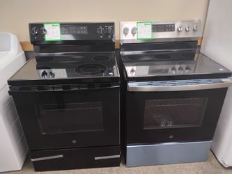 GE Electric Range with Glass Cooktop