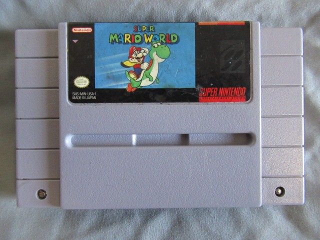 SUPER NINTENDO SUPER MARIO WORLD 