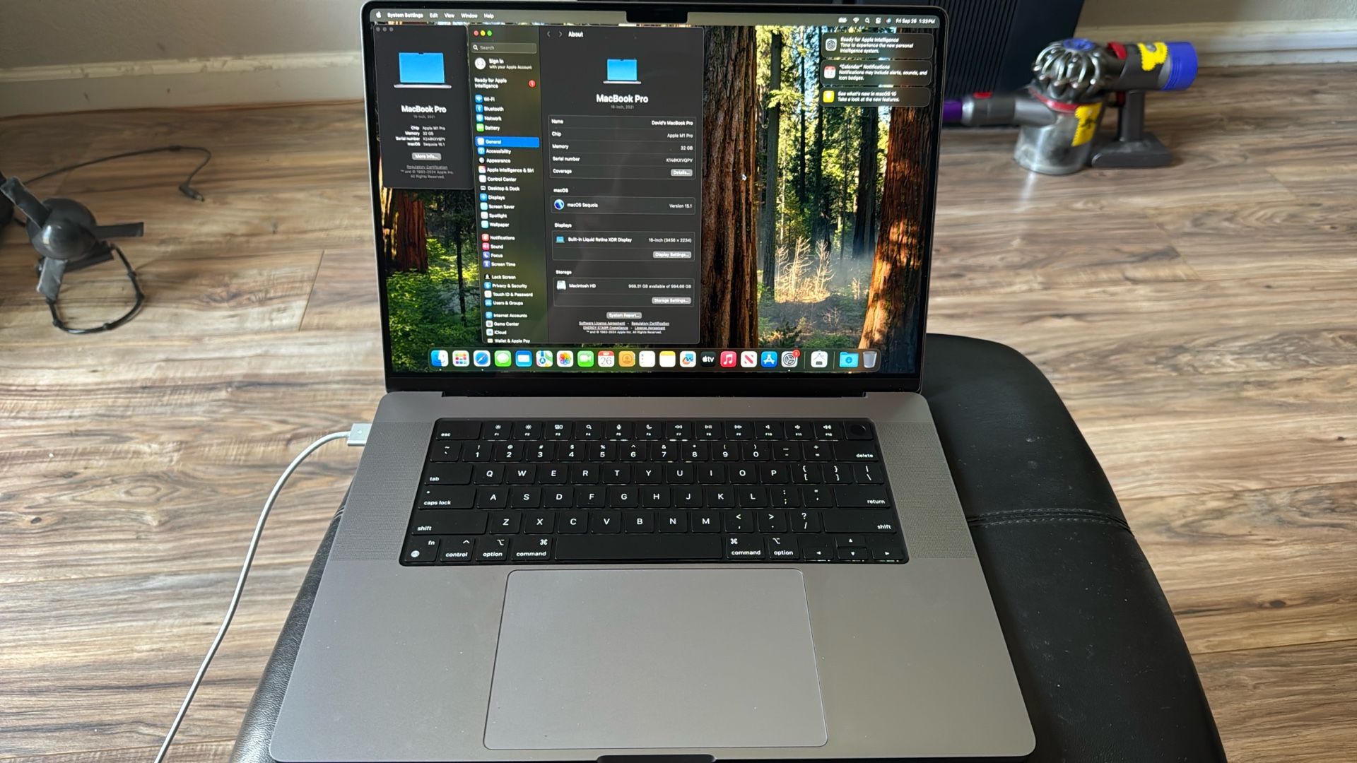 2021 16”Macbook M1 Pro 32GB ram 1Tb storage