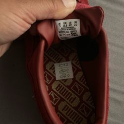 Pumas Size 4 For Kids 