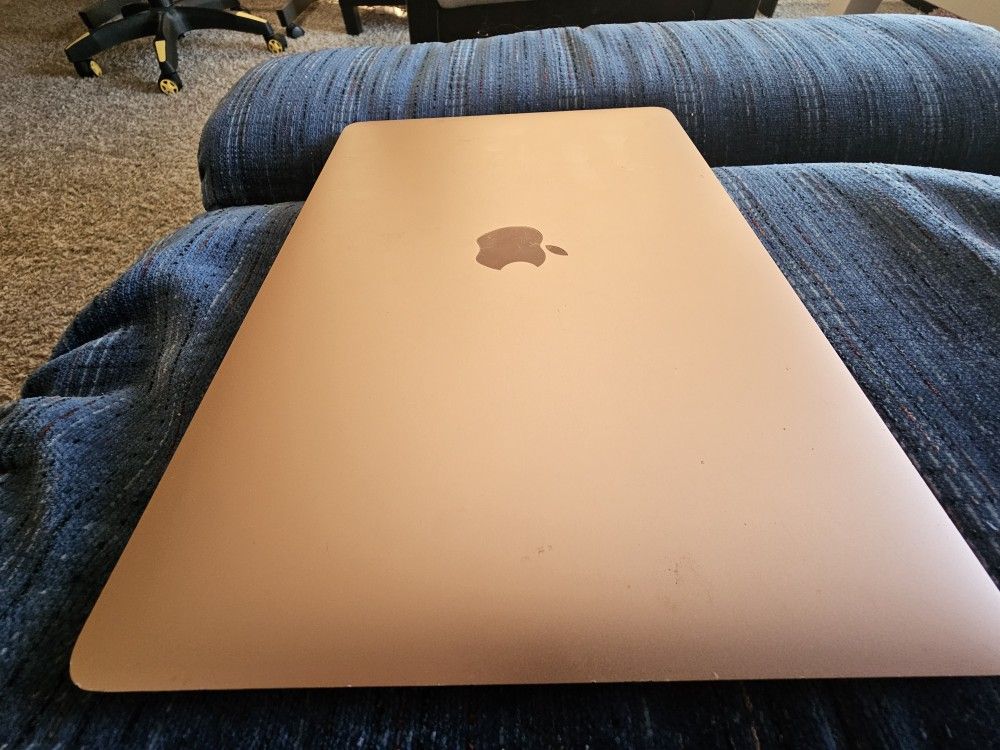 Macbook Air GOLD M1 2020