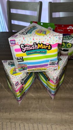 Smush mart squishy squeeze rainbow cake