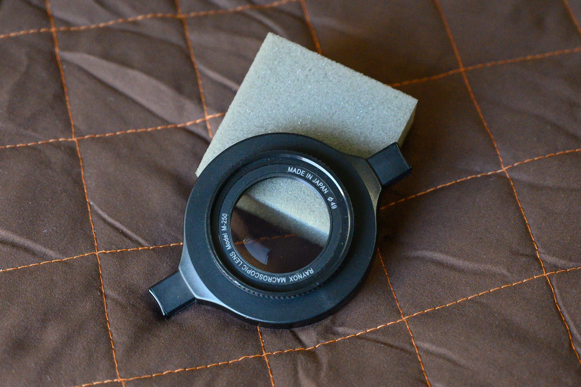 Macro lens adapter