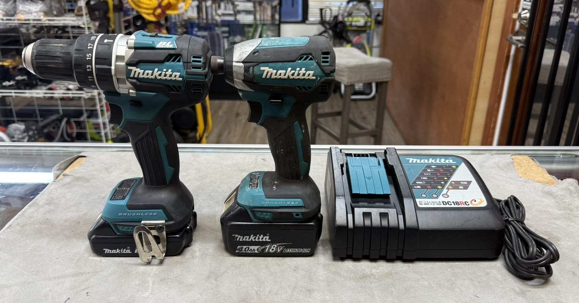 Makita 18V Lxt Brushless Motor Drill Set