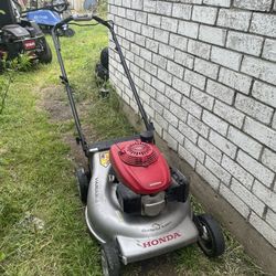 Honda Quadra Cut Mower 
