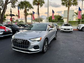 2022 Audi Q3