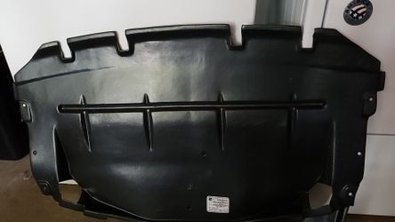 Cover engine under-front