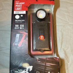 Coast PM300 Pro-Mount Pivot Light. NEW