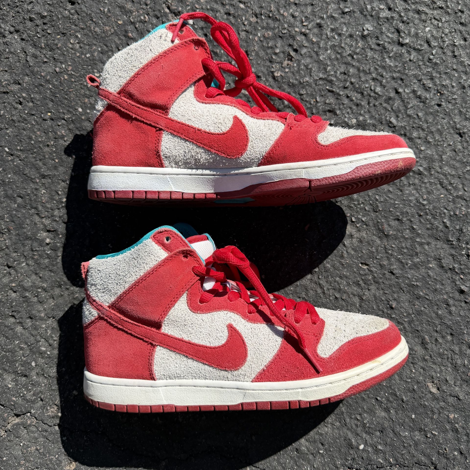 2014 Nike SB Dunk High ‘Dr. Suess’