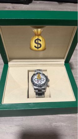 LUXURY BRAND WATCH BRAND NEW