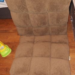 Lounge/Game Chair