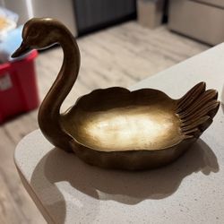 Brand New Gorgeous, Swan Trinket Dish Great For A Bedroom, Kitchen Or Bathroom
