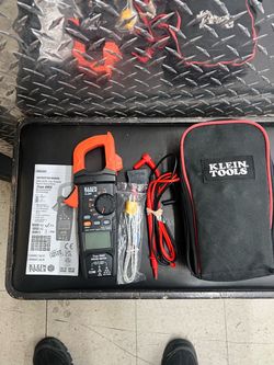 Klein 600 Amp AC/DC True RMS Digital Clamp Meter