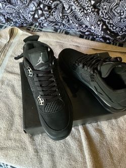 Jordan 4s black cat 🐈‍⬛🐾🐈‍⬛🐾🐈‍⬛ size 10