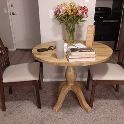 Dining chairs (2)