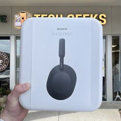 Sony WH-1000XM5 Noise Cancelling Headphones – 100% Certified | In Perfect Condition 