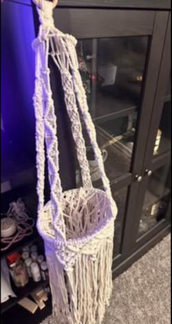 Woven Hanging Plant Holder – Boho Style & Space-Saving Charm!