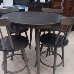 *Weekly Feature!!!*---Charming Sorrento Dining Table Sets W/4 Chairs---Delivery And Financing Available🤠