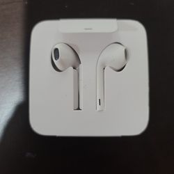 Apple Ear Phones